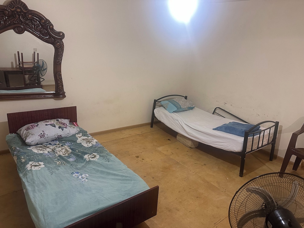 Basic Double or Twin Room - Photo 21