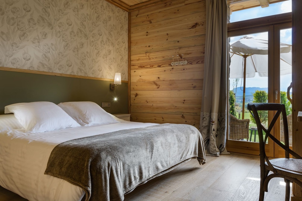 Premium Double Room, Terrace, Garden View