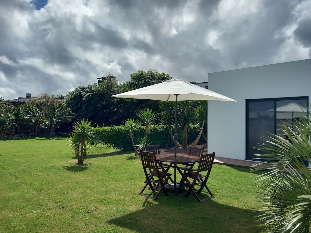 Villa photo 3