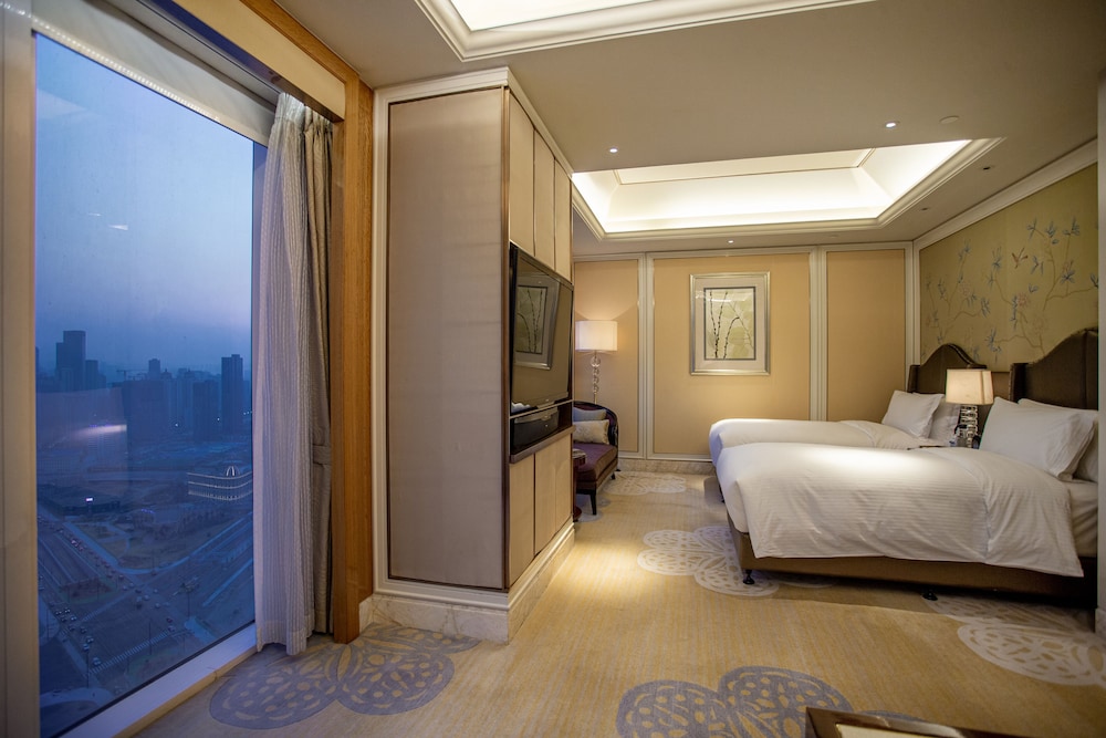 Deluxe Twin Room photo 3