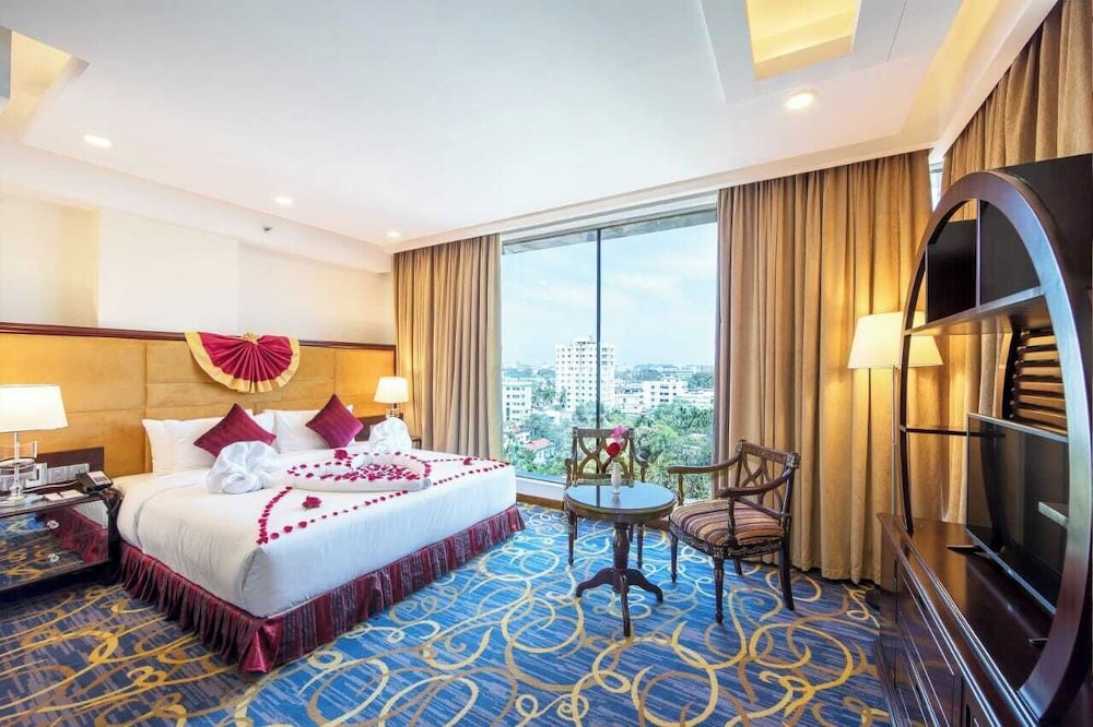 Deluxe Double Room, City View