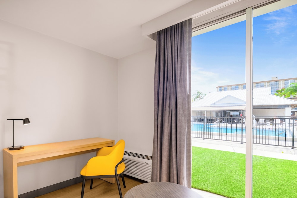 Two Queen Beds, Pool Access, Non Smoking