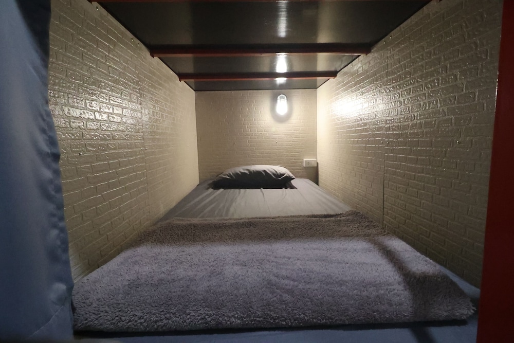 Basic Shared Dormitory, Multiple Beds, Non Smoking photo 3