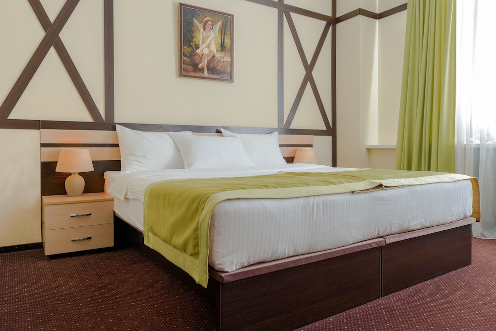 Deluxe Double Room, 1 King Bed, Non Smoking photo 1