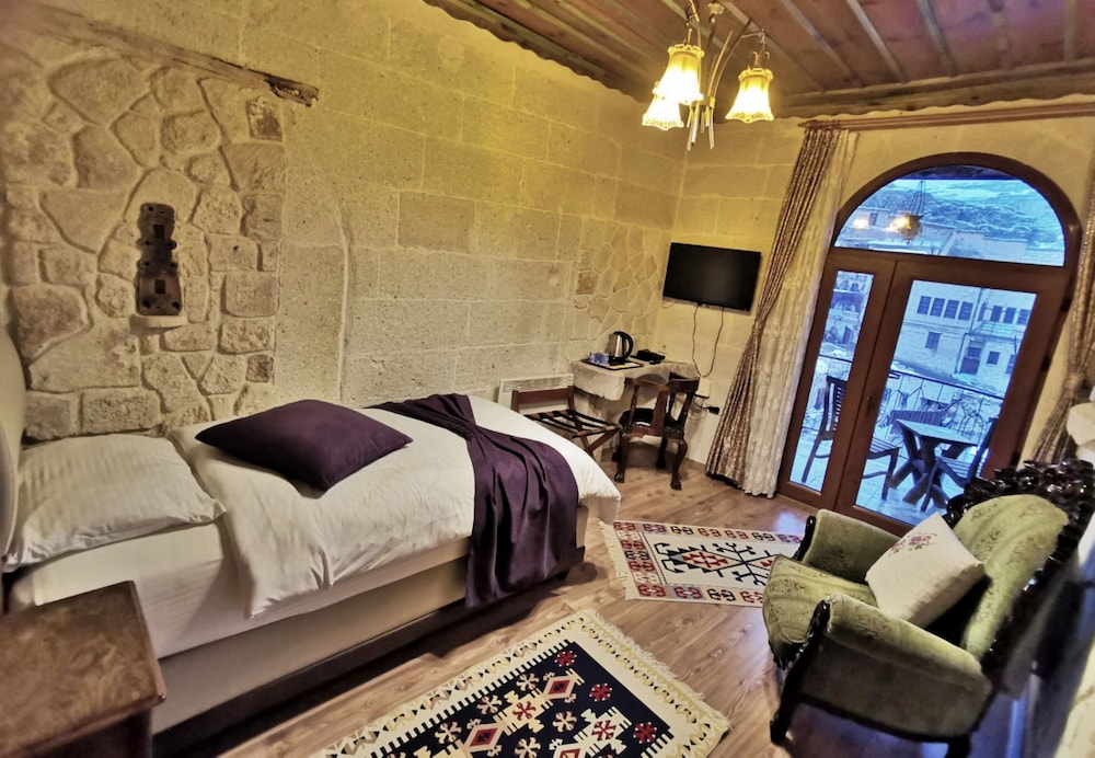 Suite, Balcony - Photo 4