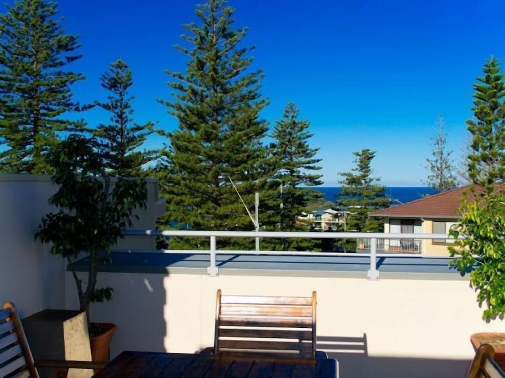 Seaspray Apartment 5 (5 night min) photo 2