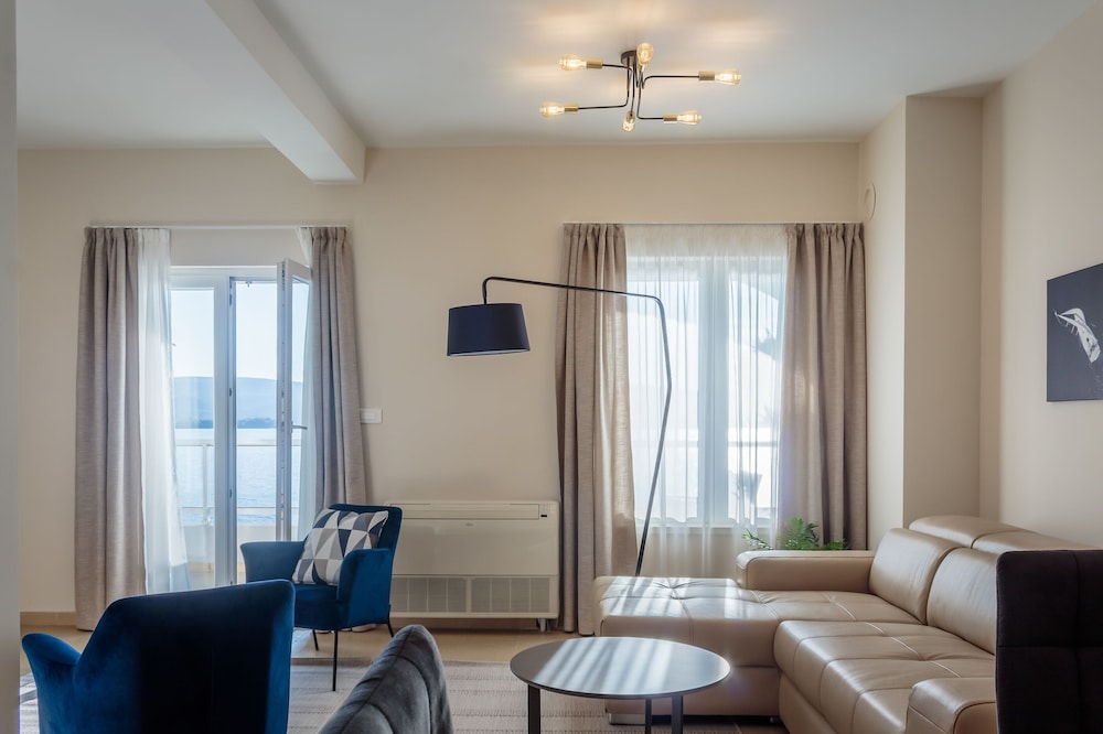 Apartment (A4)