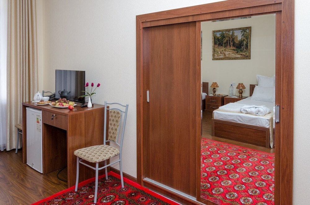 Standard Twin Room photo 3