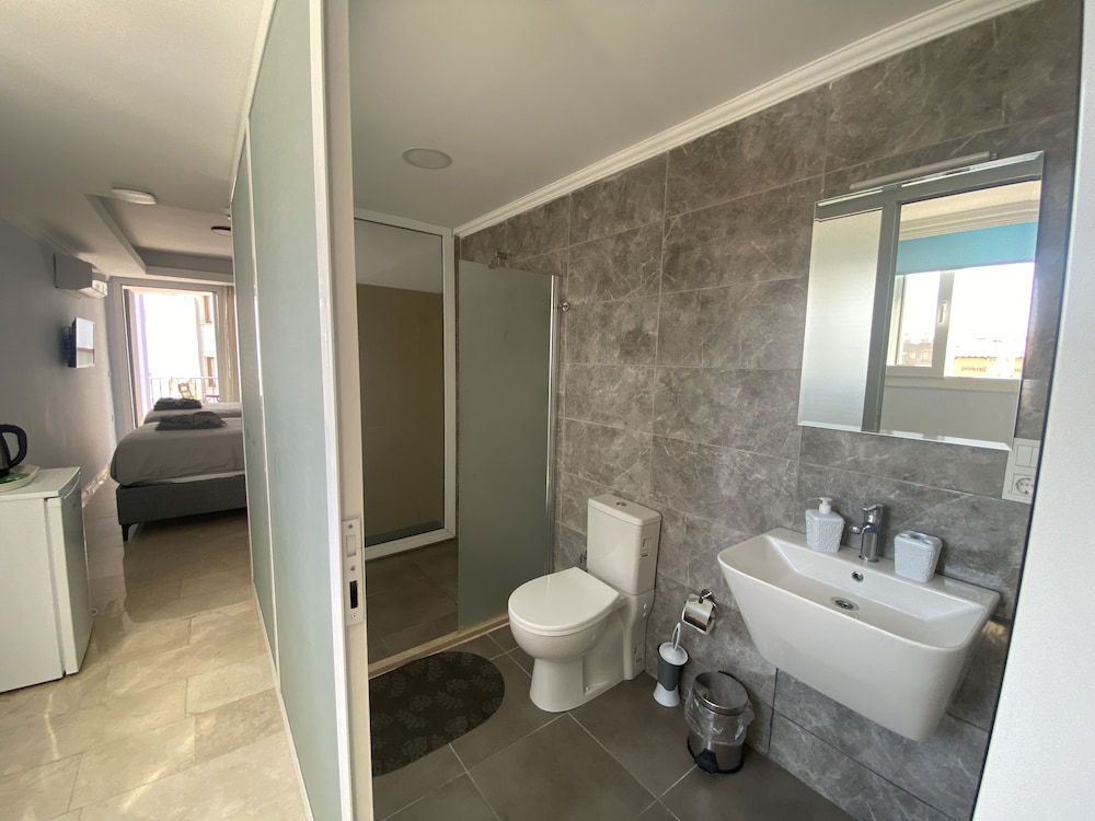 Oda 3 Basic Twin Room photo 2