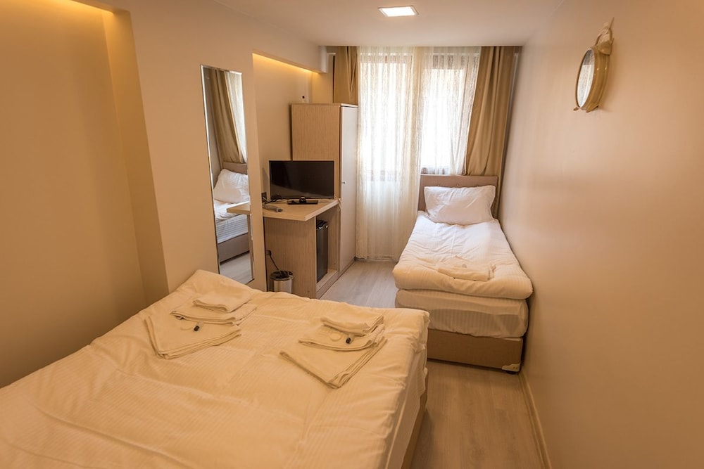Single Room photo 2
