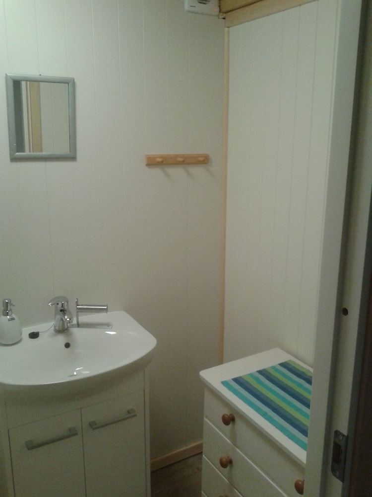 Classic Twin Room, 2 Twin Beds, Non Smoking photo 3