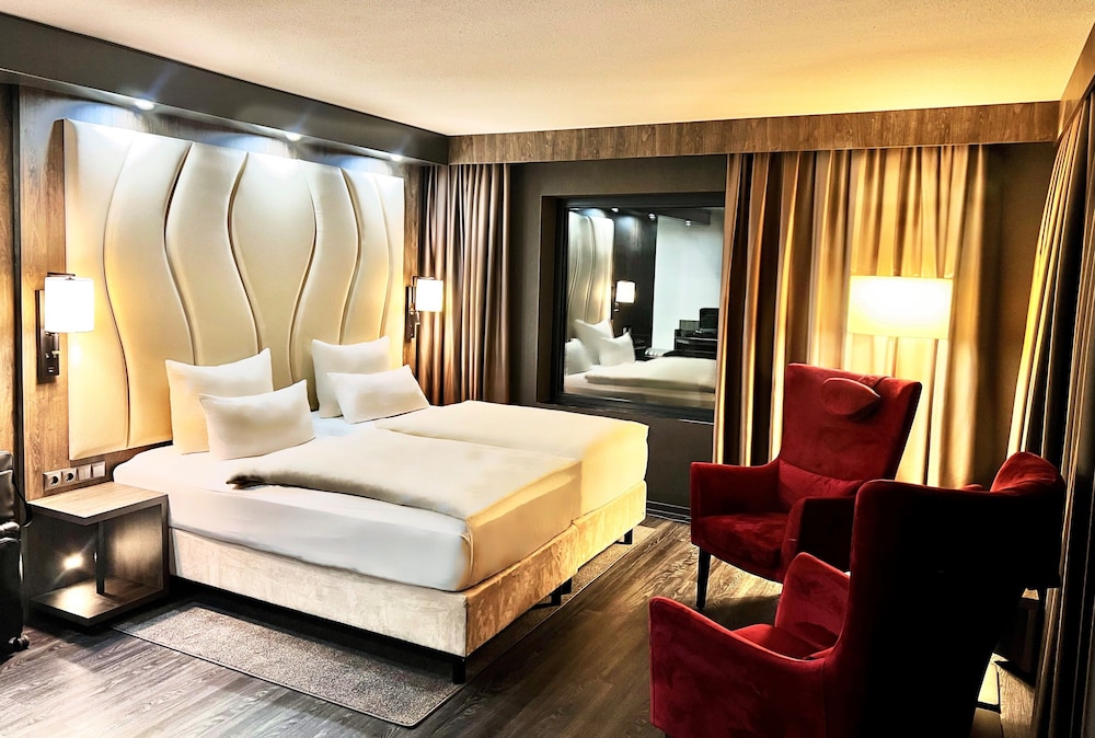 Premium Comfort Room with Forest View - Photo 3
