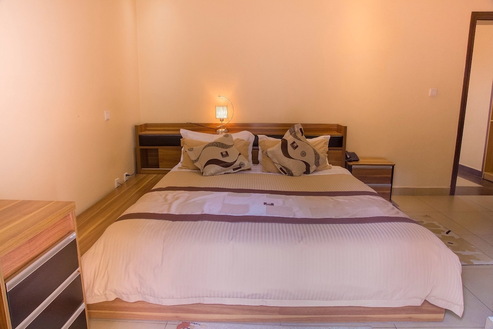Luxury Apartment, 2 Bedrooms, City View photo 2