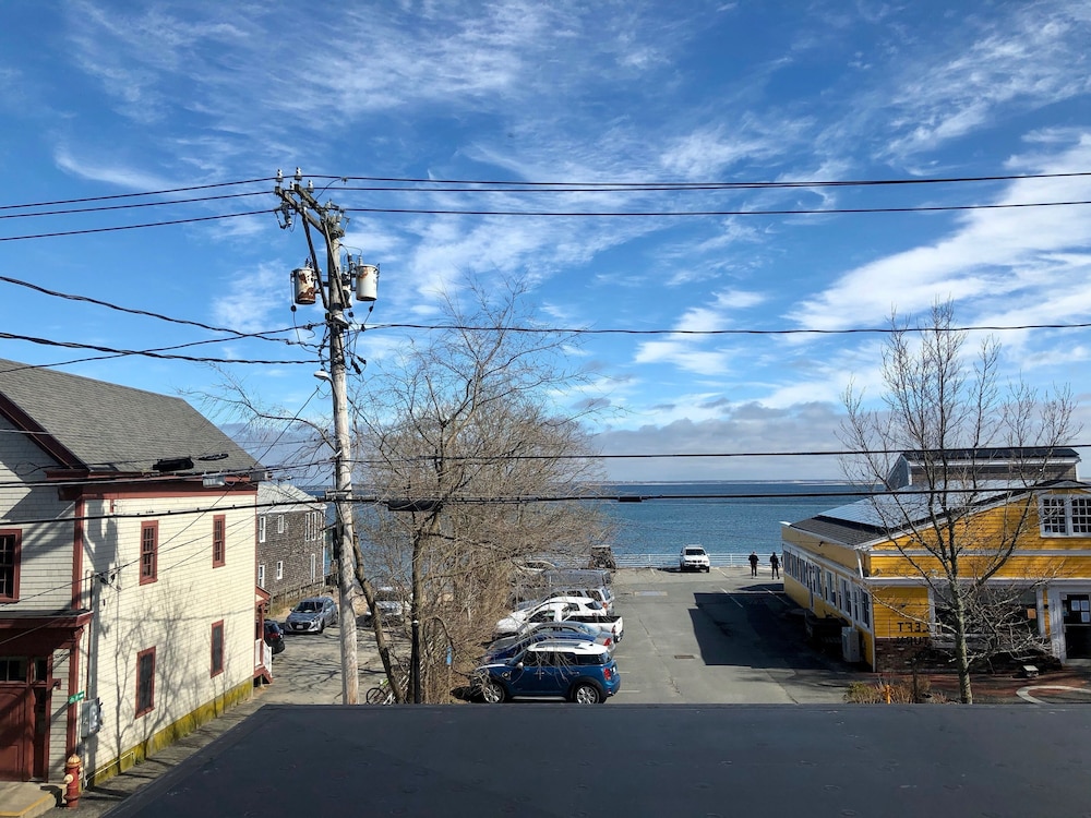 Double Room, 1 Queen Bed, Bay View photo 3