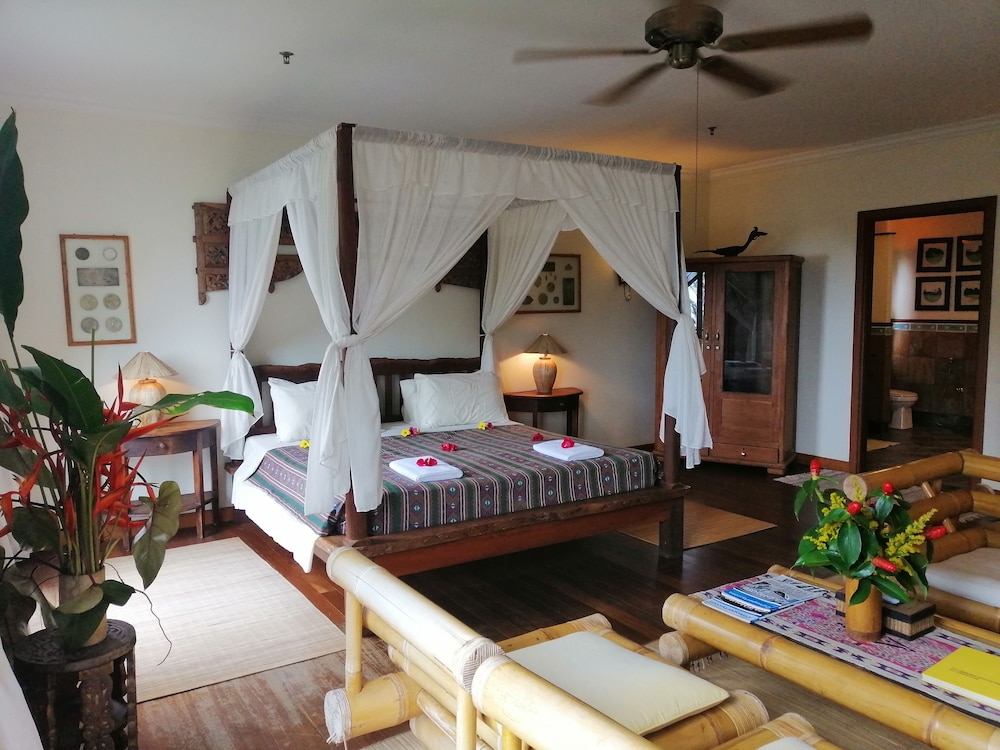 Junior Suite (Albatross Room) photo 1