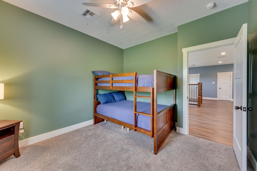 House (4 Bedrooms) photo 1