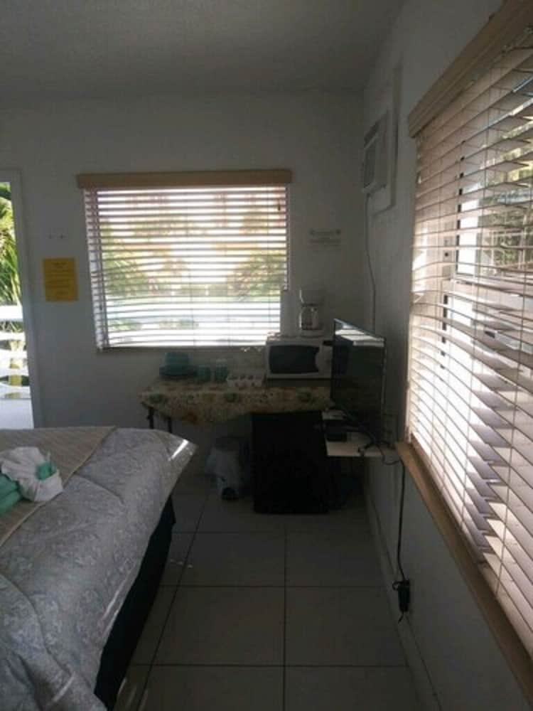 Standard Room, 1 Double Bed photo 2