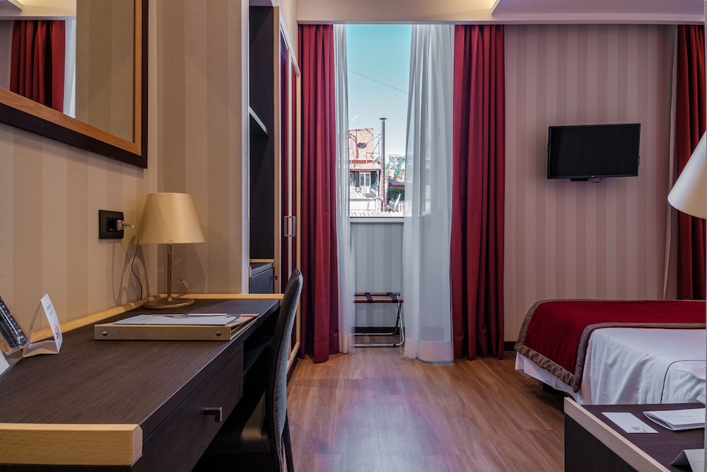 Superior Double or Twin Room, 1 Bedroom - Photo 11