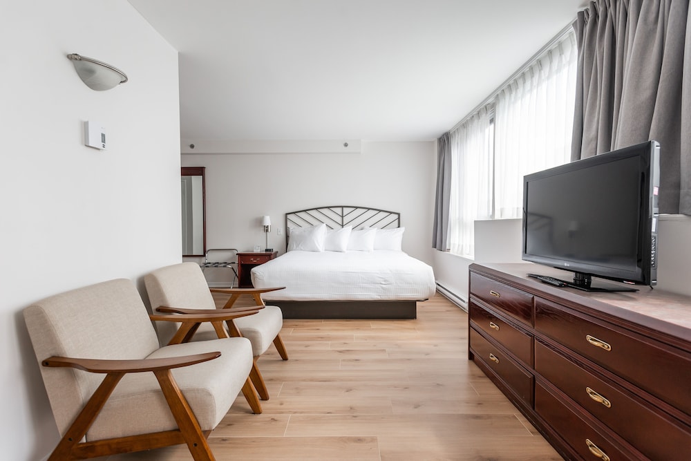 Junior Suite, 1 King Bed photo 1