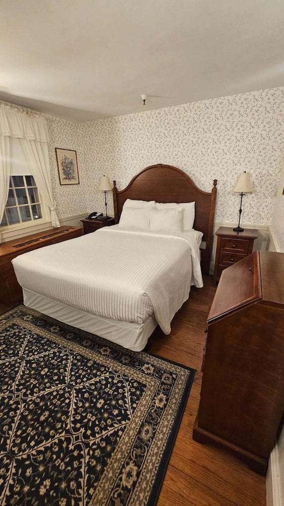Historic Inn, 1 Double Bed (Stairs required; No pets)