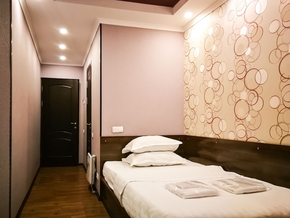 Standard Single Room, 1 Bedroom, Courtyard View photo 2