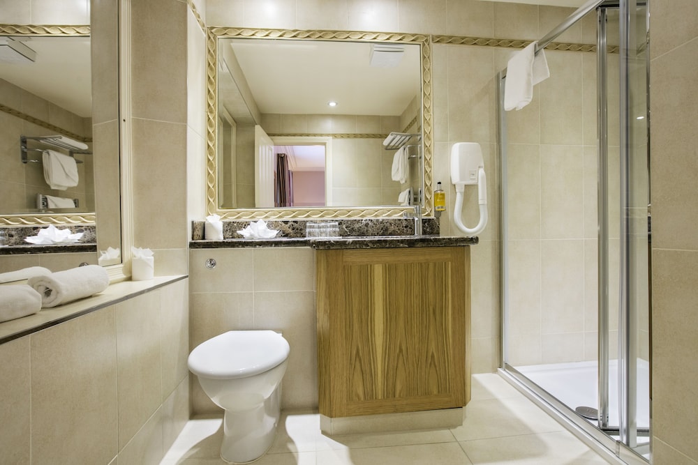 Quin Room (Max Adult occupancy 3 People)