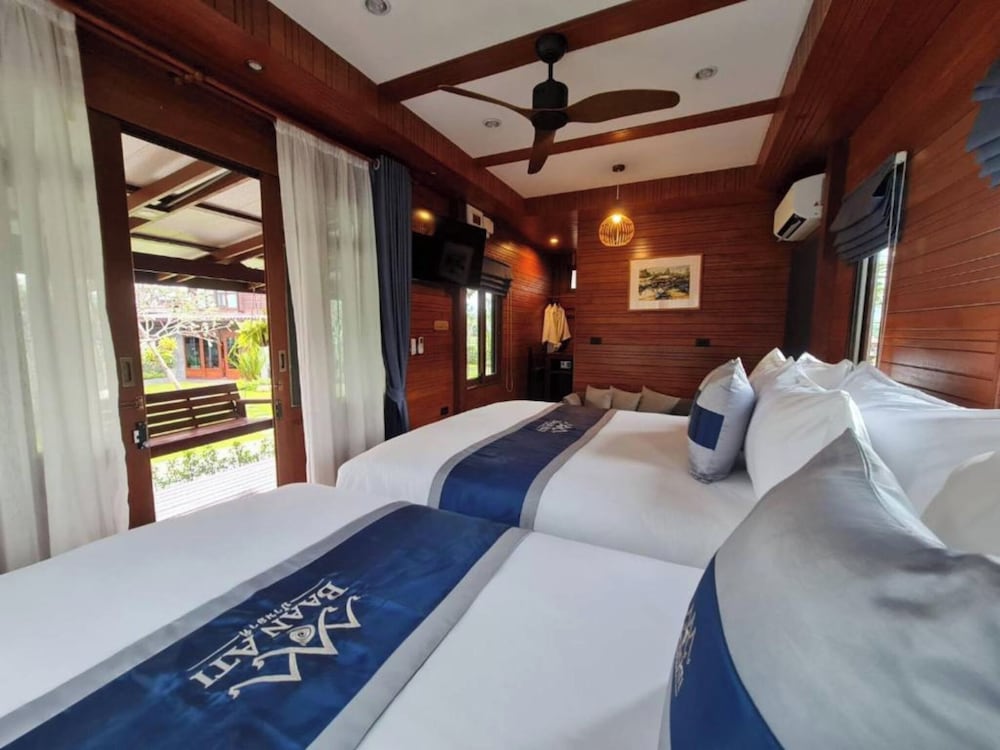 Superior Triple Room