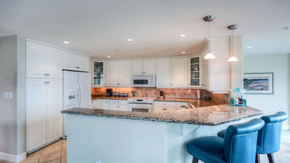 Premium Suite, 3 Bedrooms, Lake View photo 2