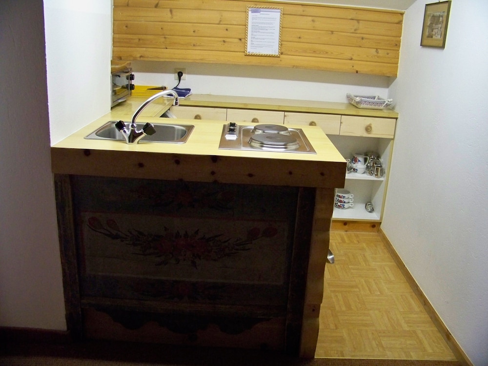 Panoramic Quadruple Room, 1 Bedroom, Mountain View photo 2