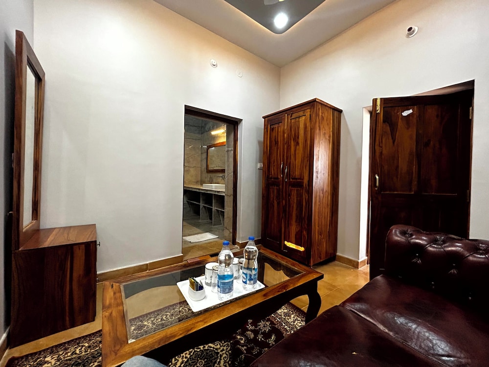 Luxury Studio, 2 Bedrooms