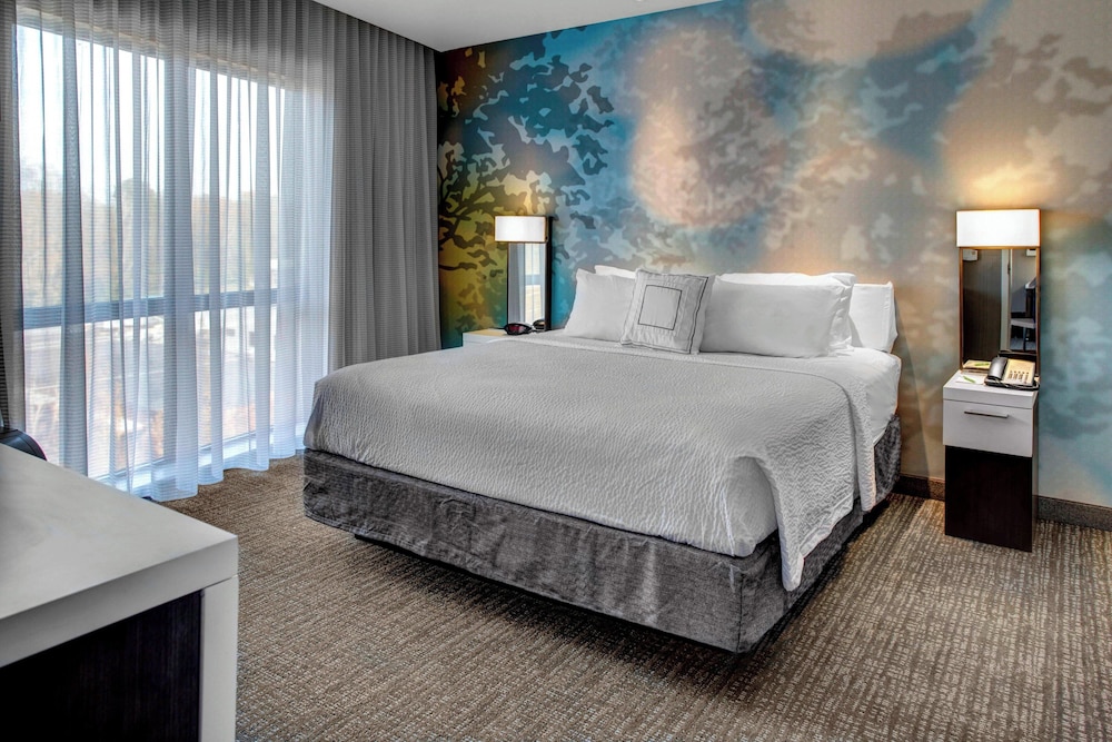 Suite, 1 Bedroom (Mobility/Hearing Accessible, Tub)