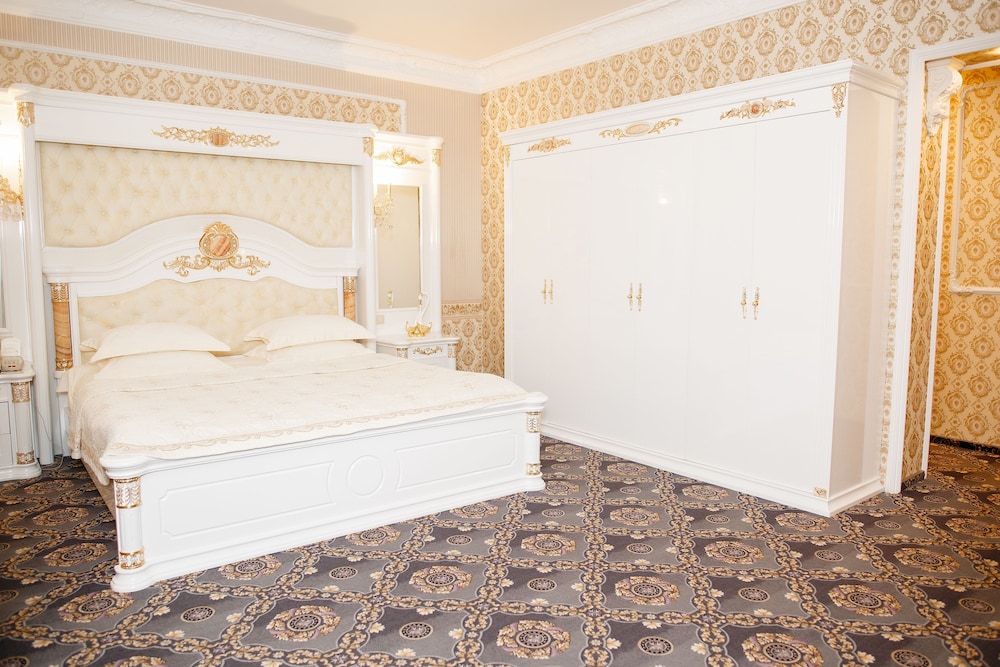 Deluxe Double or Twin Room photo 3