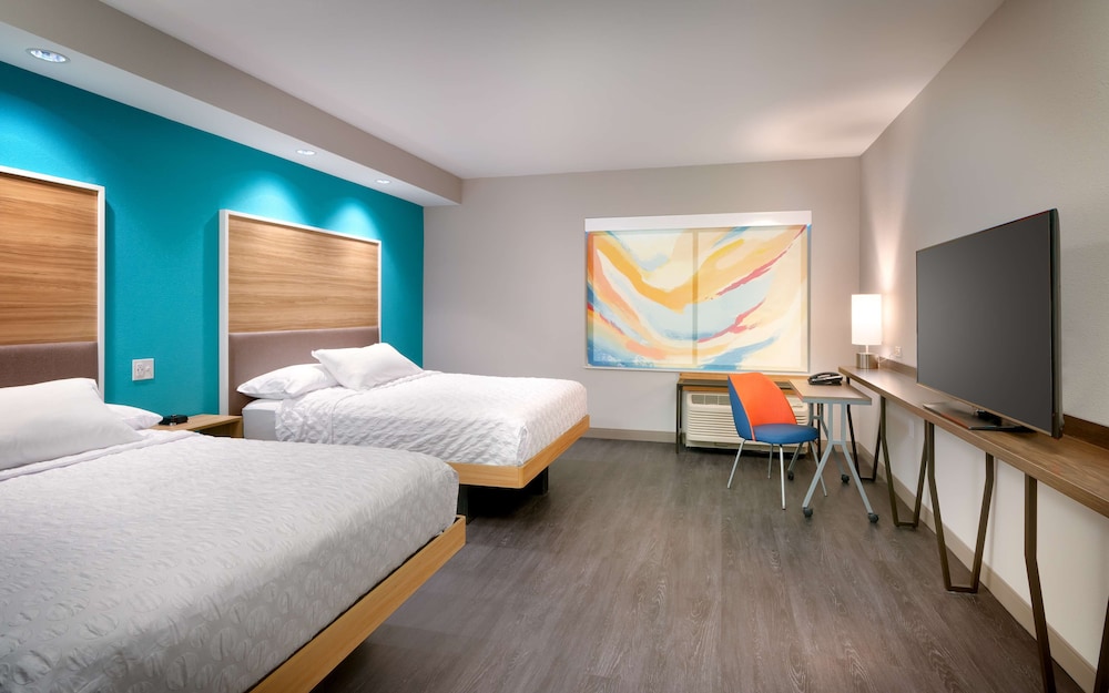Room, 2 Queen Beds, Accessible photo 1