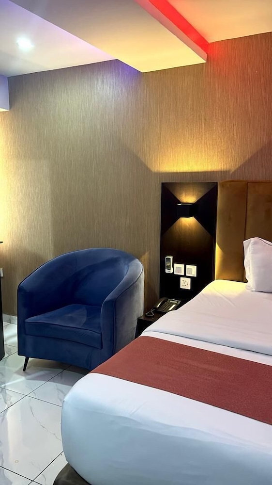 Standard Room photo 2