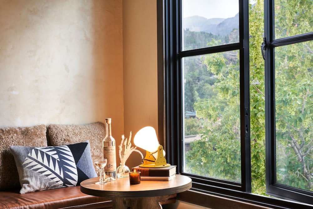 Painted Lady Quarters photo 3