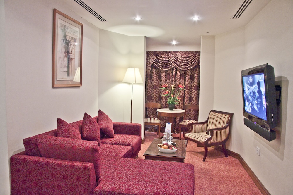 Executive Suite photo 3