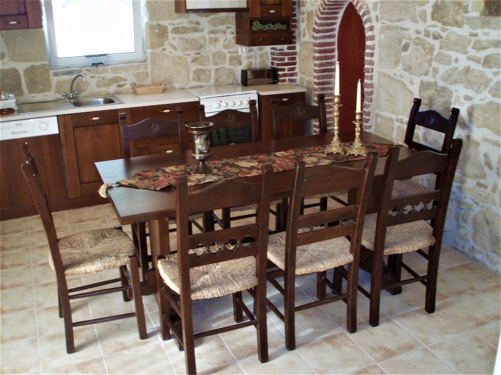 Villa photo 3