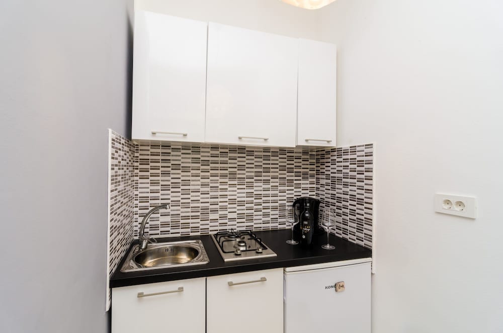 Studio (Comfort Studio Apartment With Terrace) - Photo 15