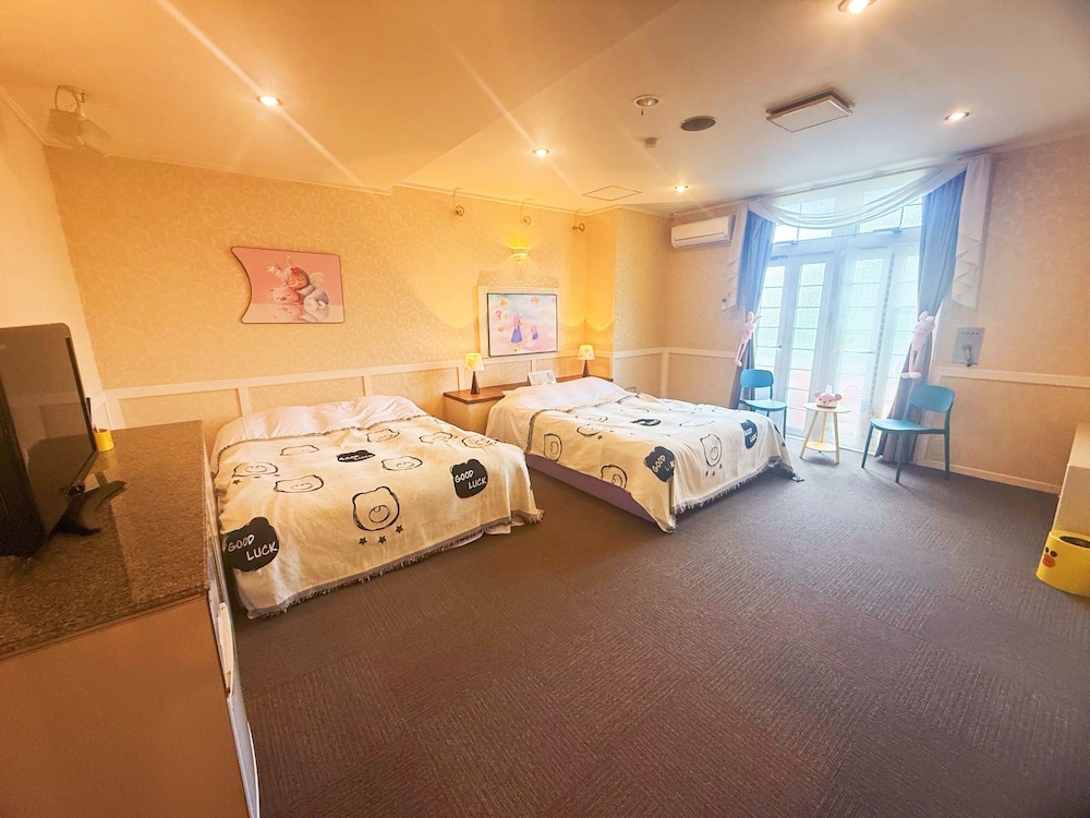 Business Twin Room, 1 Bedroom, Non Smoking, Mountain View photo 2