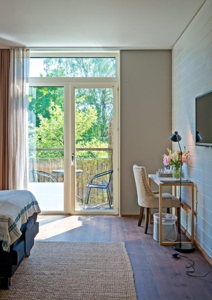 Standard Double Room, Balcony photo 3