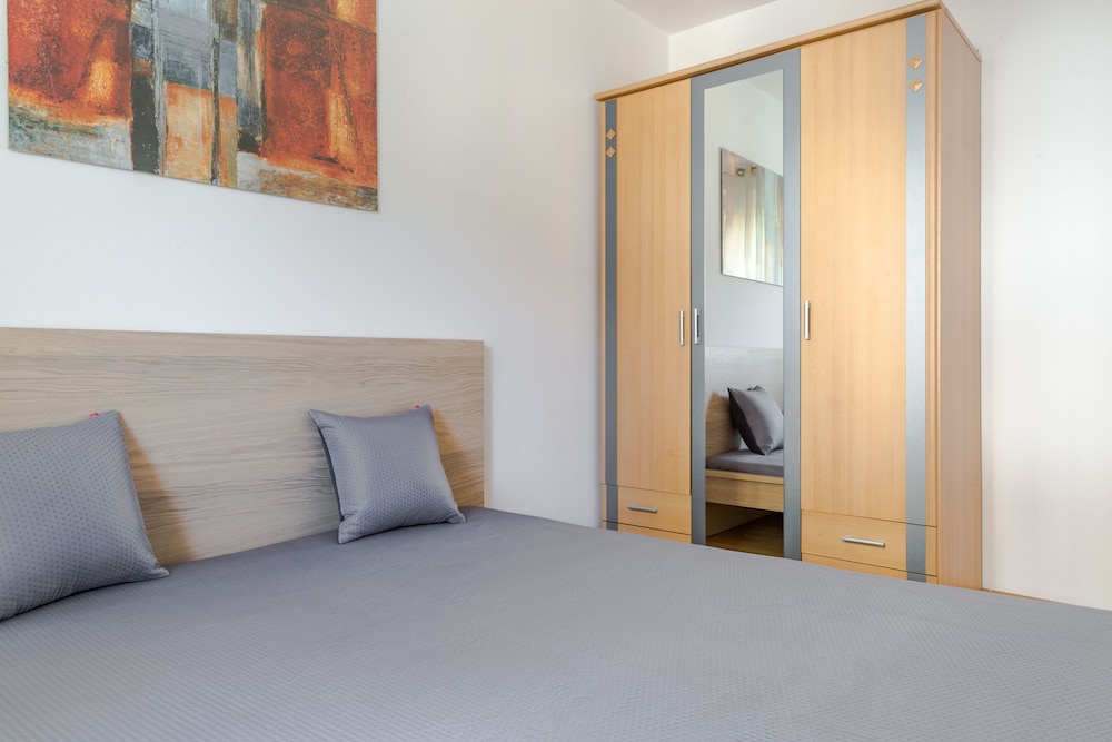Standard Apartment, 1 Bedroom, Balcony (Malwa) photo 1