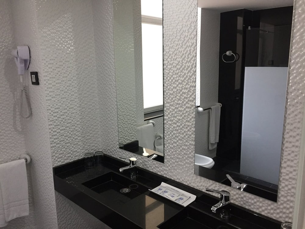 Superior Double Room - Photo 9