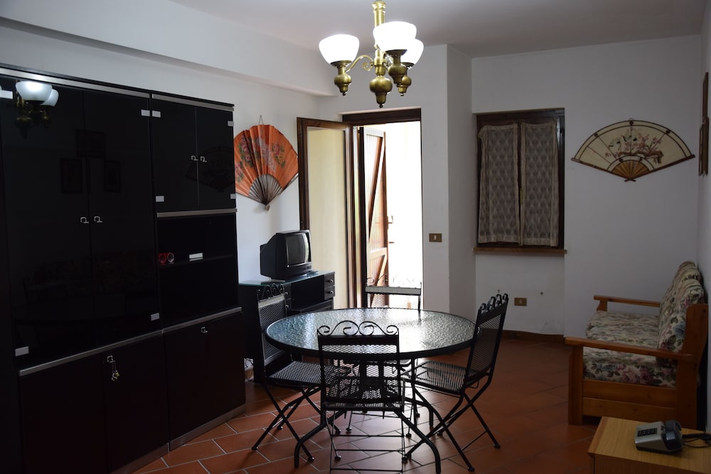 Classic Apartment, Garden View photo 2