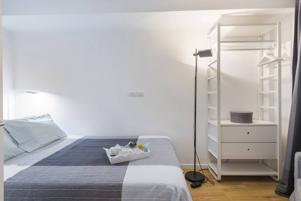Basic Apartment, 1 Double Bed with Sofa bed photo 1