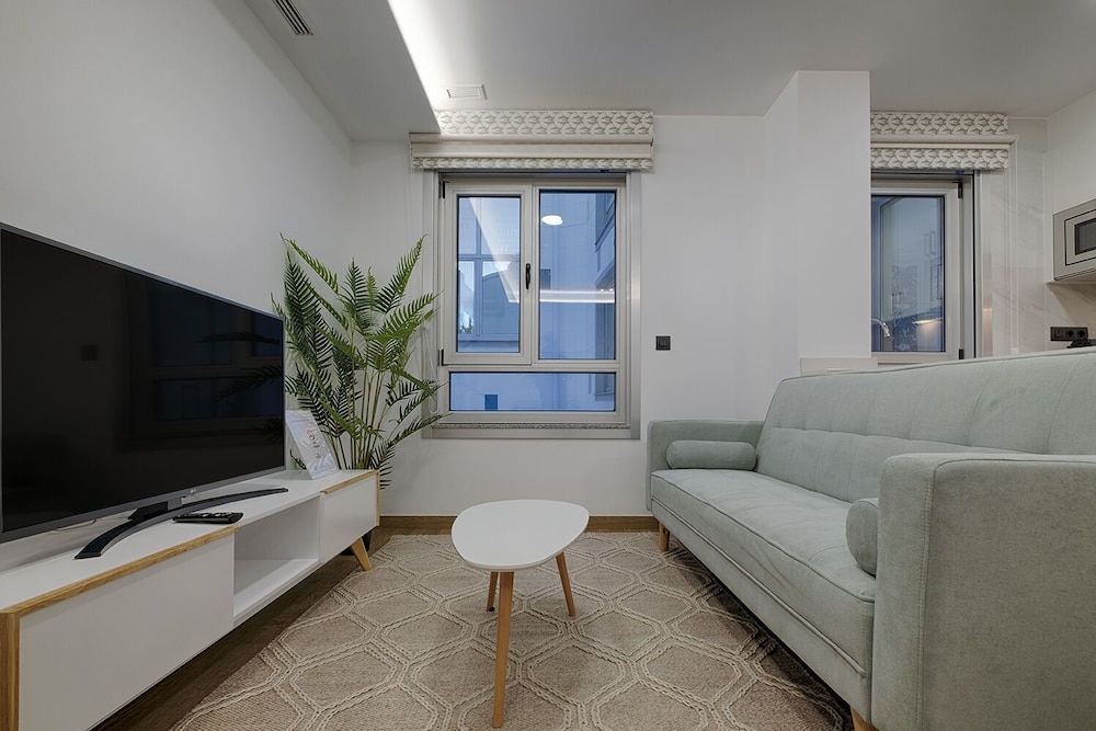 Economy Room, 1 Bedroom, Kitchen, Courtyard View, photo 6