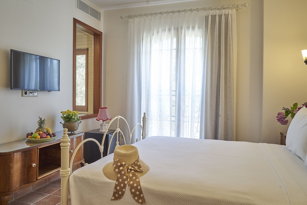 Standard Double Room, Garden View photo 3