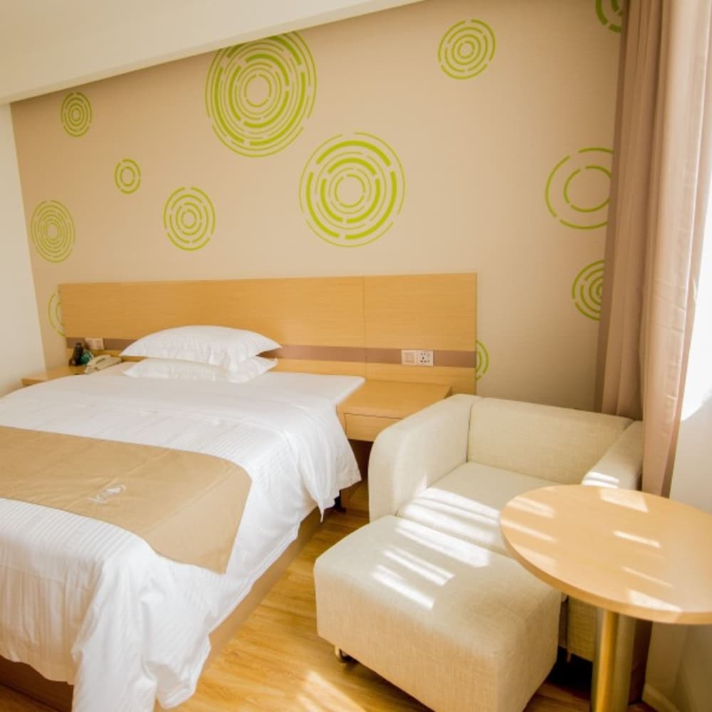 Signature Double Room, Non Smoking photo 1