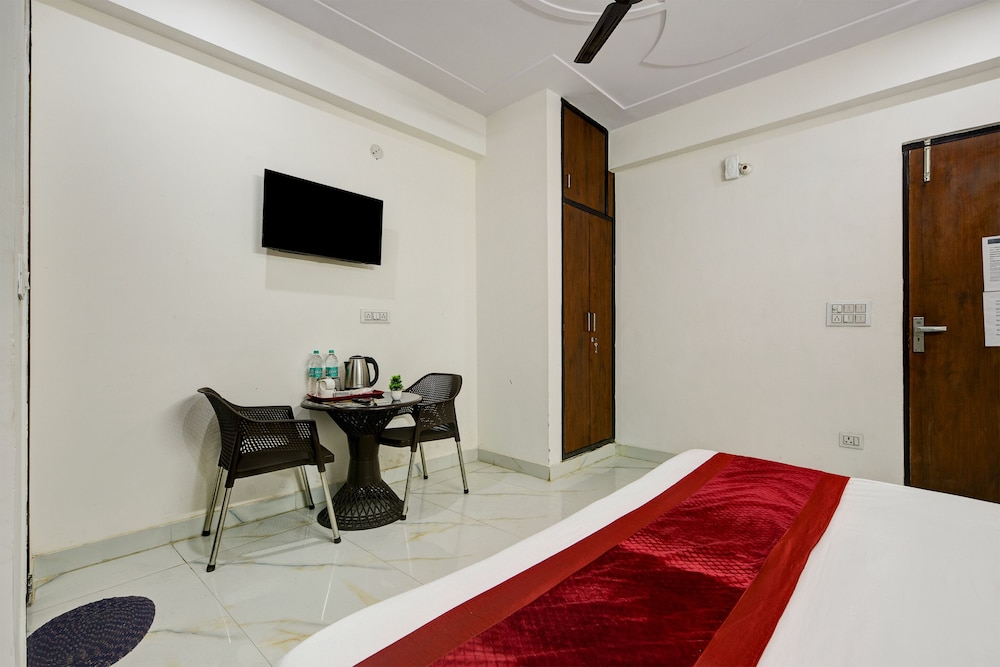 Standard Double Room - Photo 9