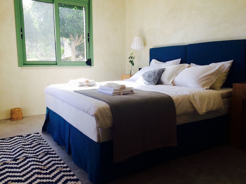 Villa photo 2