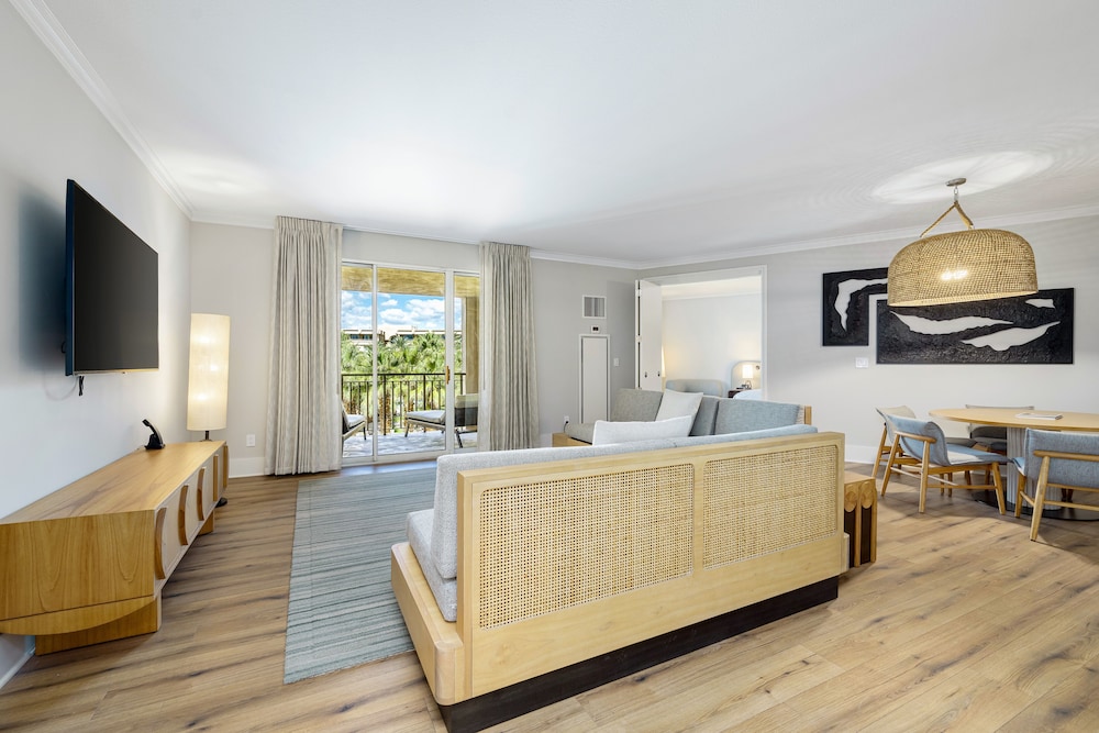 Champion's Suite - Photo 1